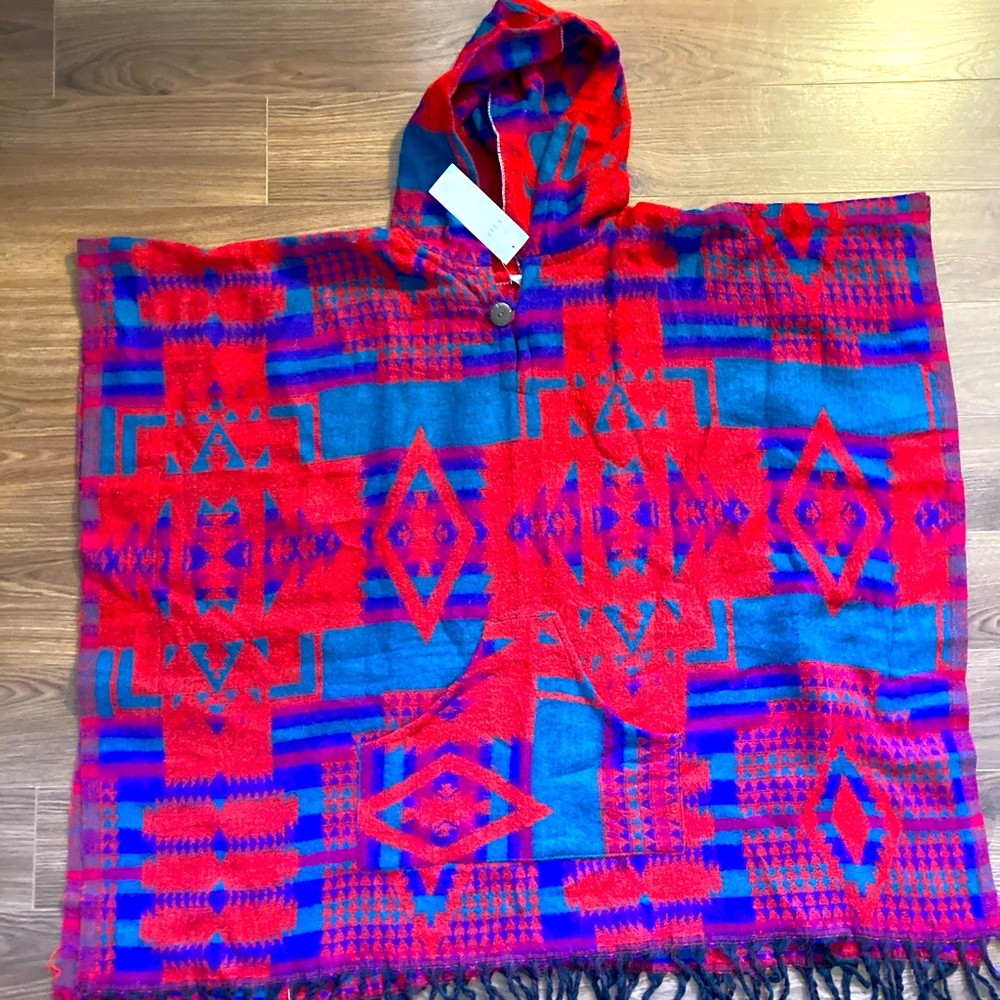 Multicolour poncho with front pocket and hood